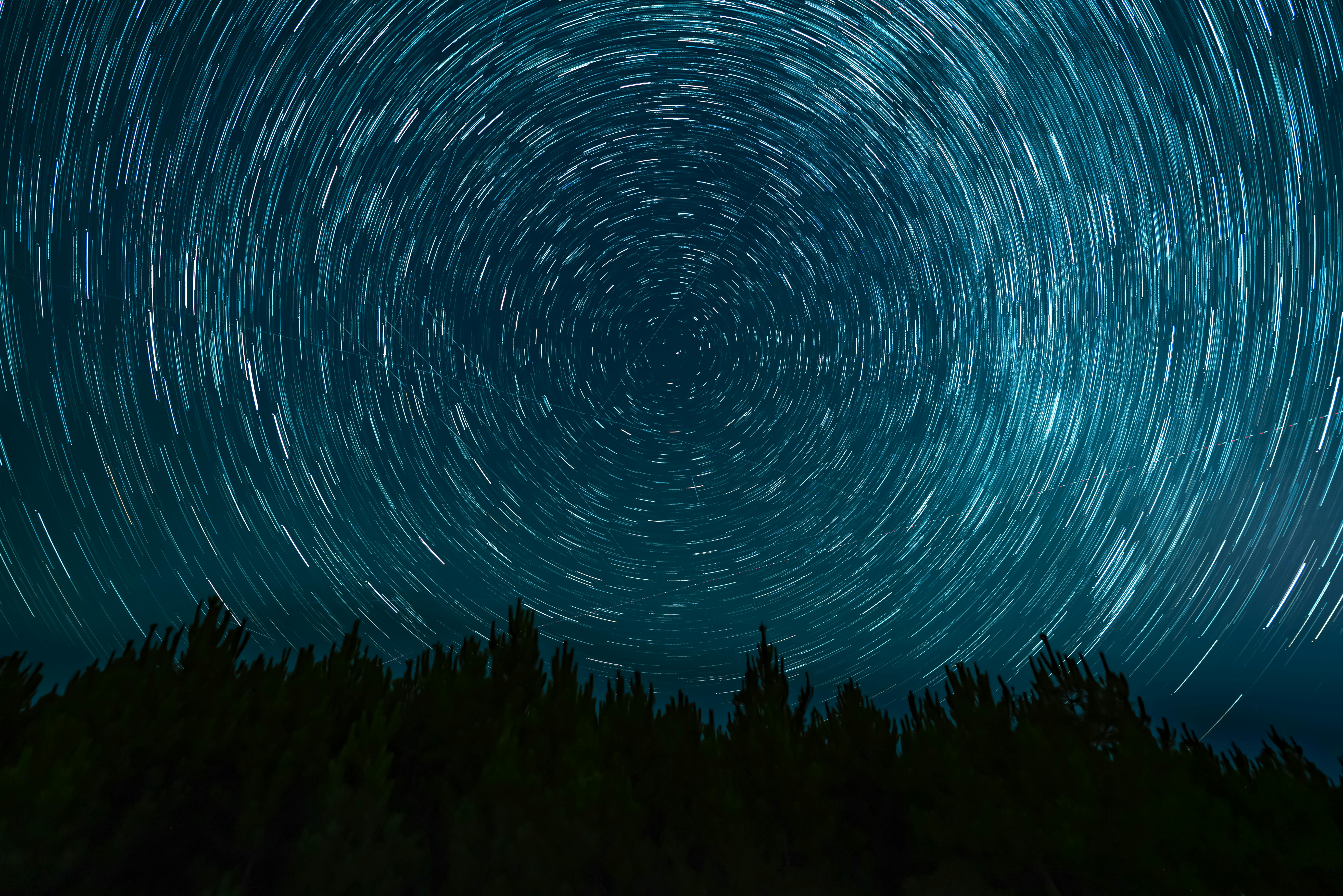 Long exposure shot of a night sky